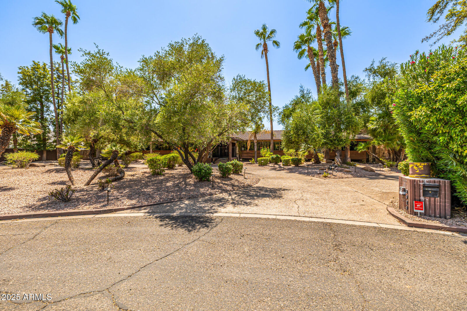 Property Photo:  8424 N Golf Drive  AZ 85253 