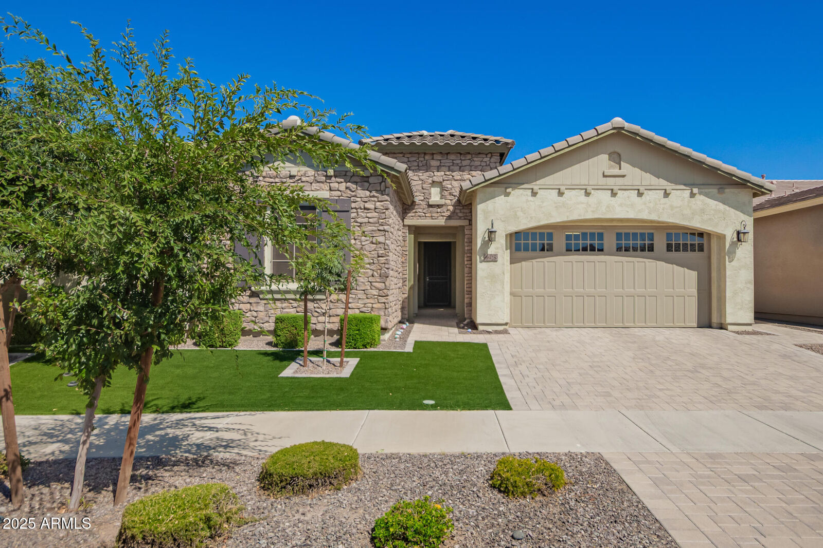 Property Photo: 9928 E Rubidium Avenue AZ 85212