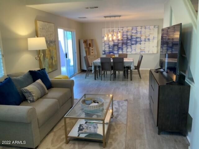 Property Photo: 15550 N Frank Lloyd Wright Boulevard 1061 AZ 85260
