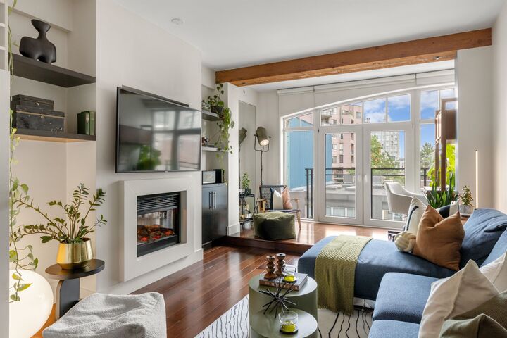 1275 Hamilton Street 408  Vancouver BC V6B 1E2 photo