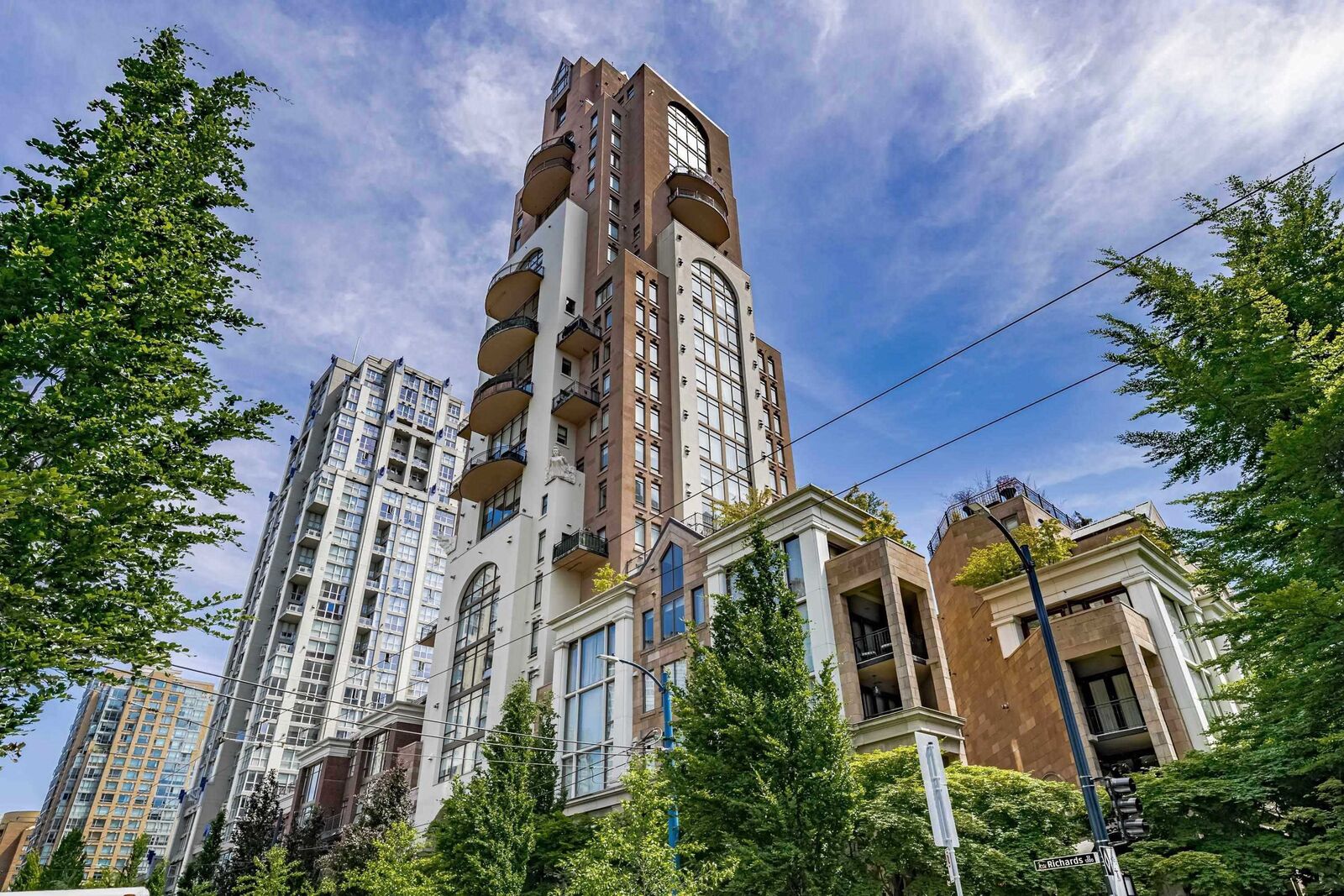 Property Photo:  1280 Richards Street 1102  BC V6B 1S2 