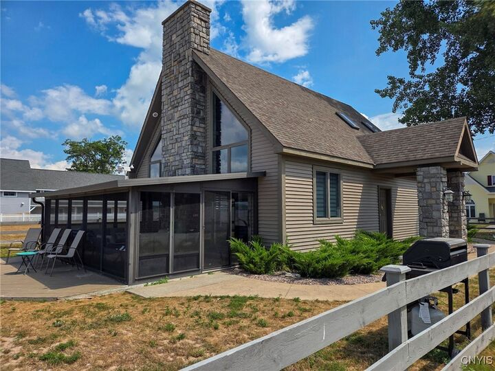 Property Photo:  1601 Park Avenue  NY 13157 