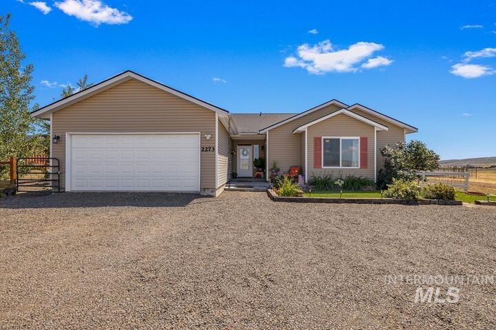 Property Photo:  2273 Orchard Rd.  ID 83612 