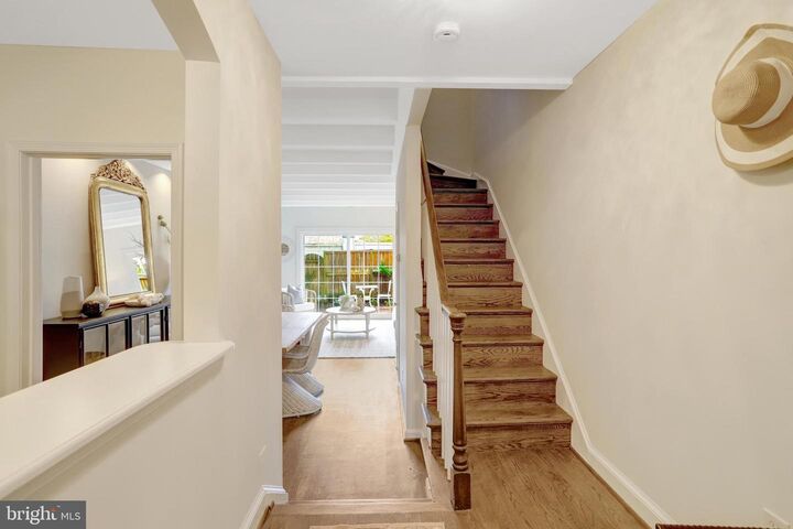 Property Photo:  541 S Saint Asaph Street  VA 22314 