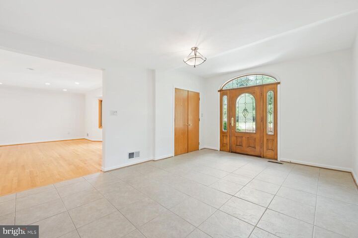 Property Photo:  11900 Gainsborough Road  MD 20854 