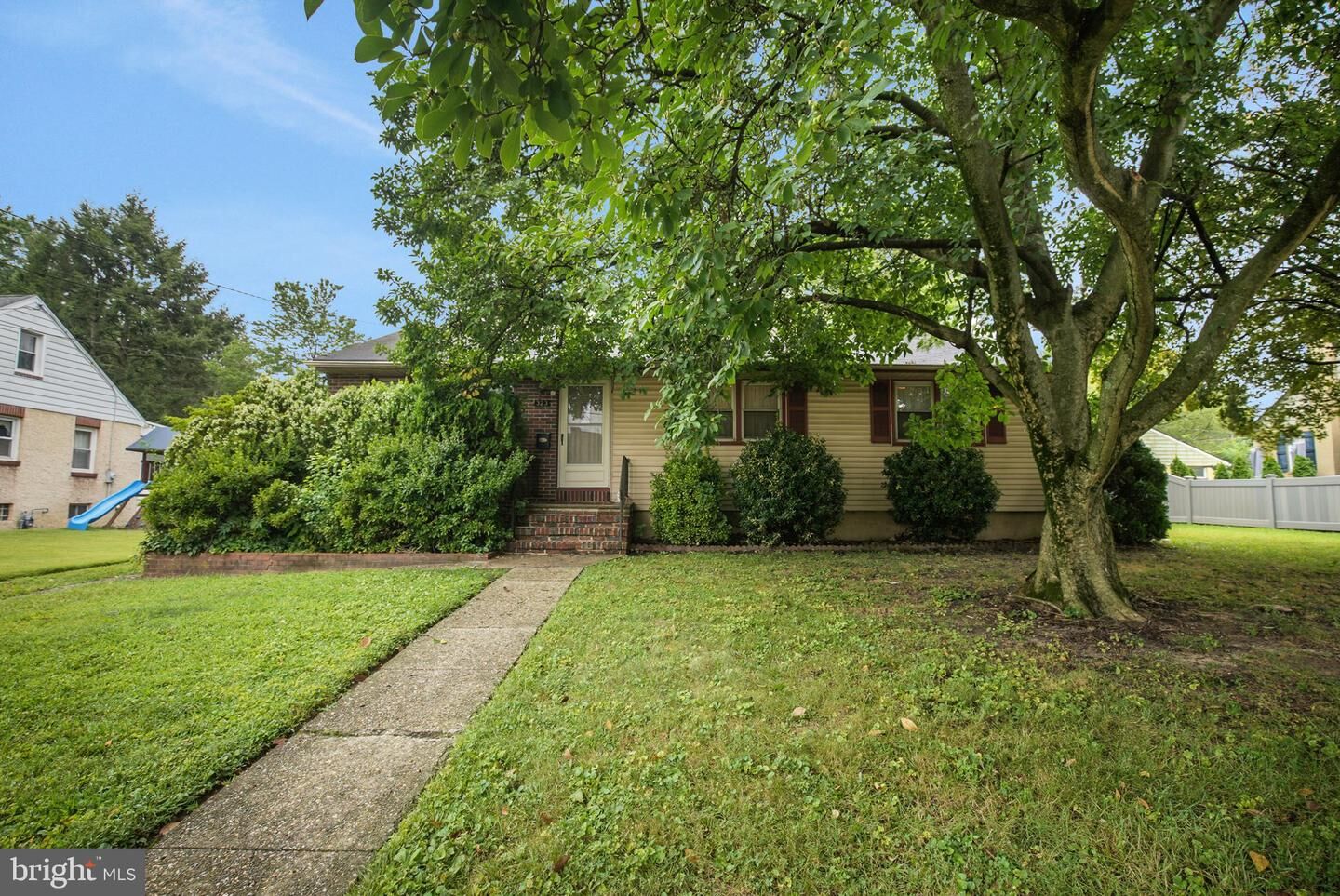Property Photo: 323 Saint James Avenue NJ 08002