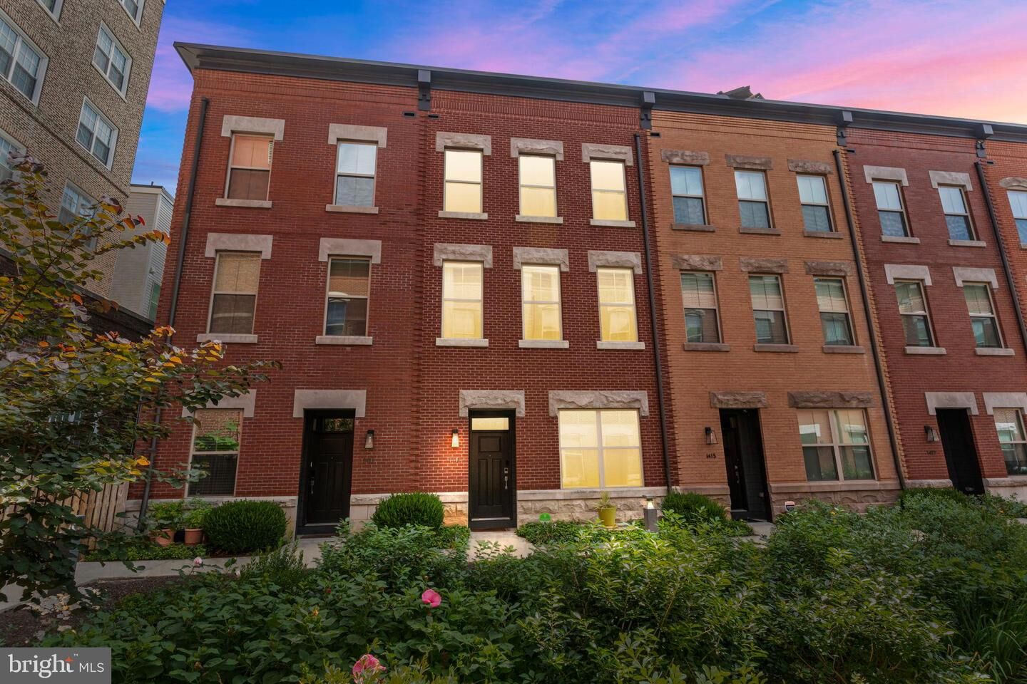 Property Photo:  1413 S Lawrence Terrace 34  PA 19147 