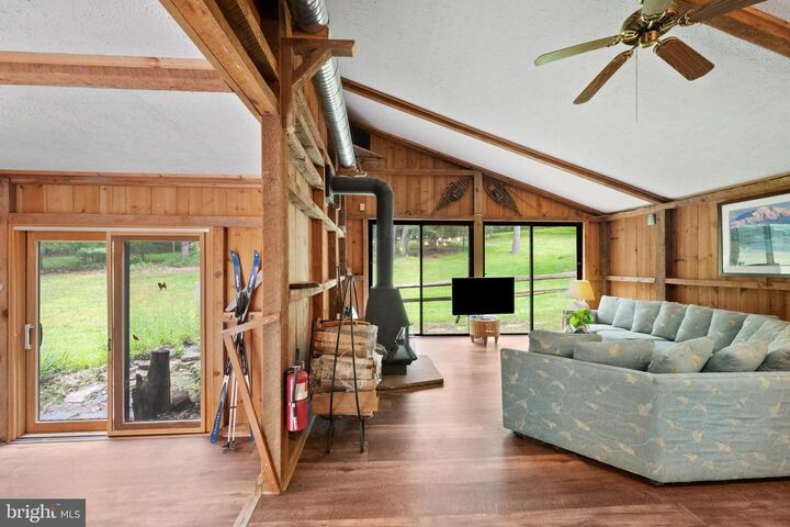 Property Photo:  20 Lodge Circle  MD 21561 