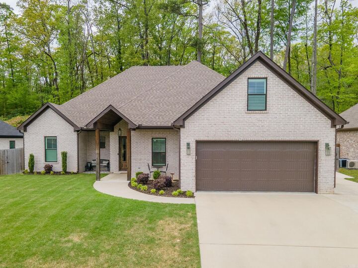 7901 S Shoreline Boulevard  Benton AR 72019 photo