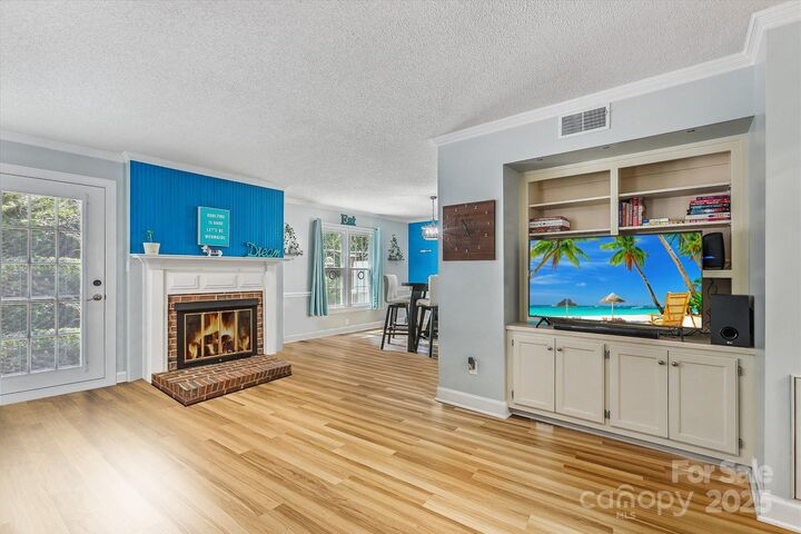 Property Photo:  806 Colony Oaks Drive  NC 28112 