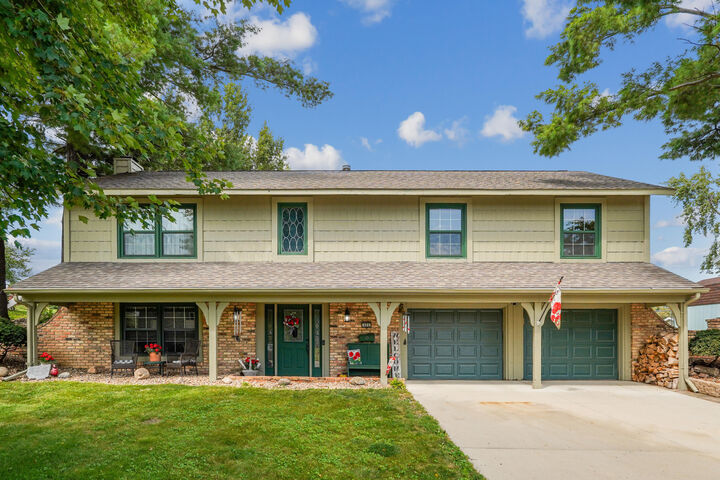 404 Friendly Drive  Marshalltown IA 50158 photo