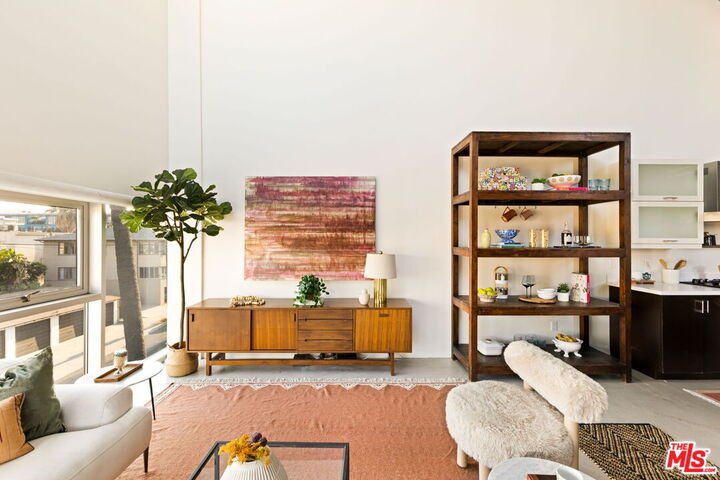 Property Photo: 803 Wilcox Ave CA 90038