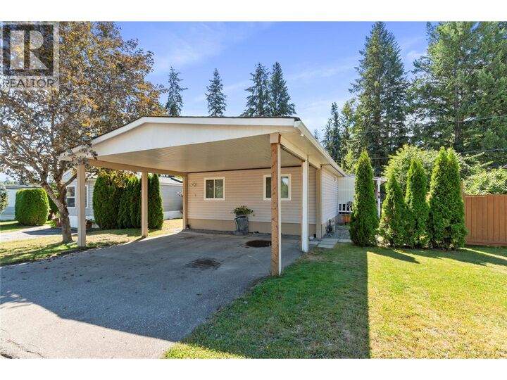 Property Photo:  1361 30 Street Southeast 16  BC V1E 2N4 