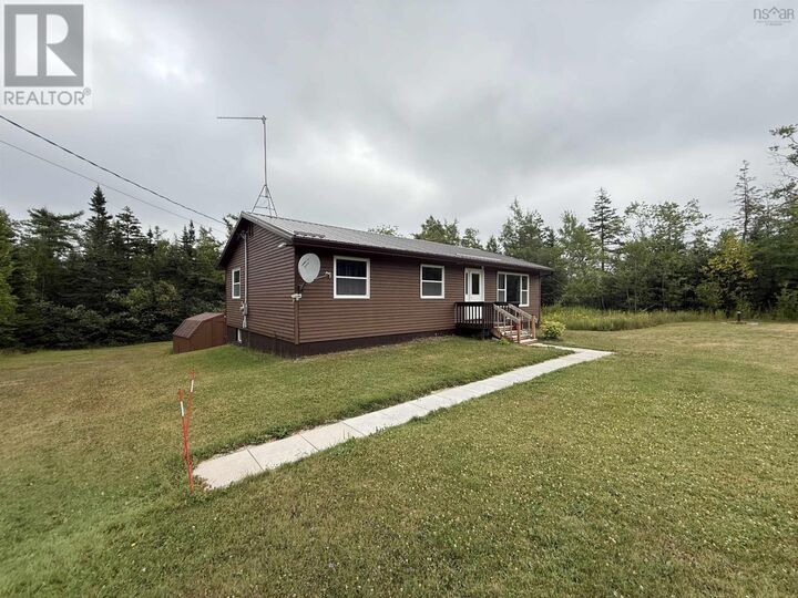 Property Photo: 6536 Highway 224 NS B0N 2M0
