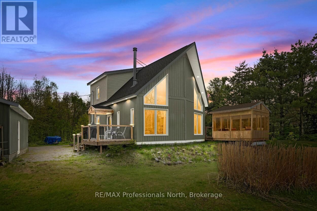 Property Photo: 1059 Tiffany Lane ON K0M 2K0