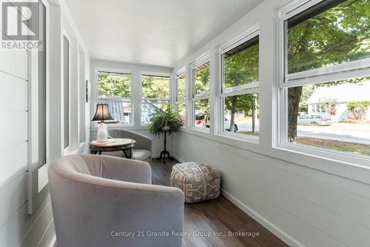 Property Photo:  322 Highland Street  ON K0M 1S0 