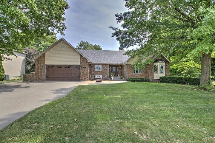 1190 Wedgewood Court  Decatur IL 62526 photo