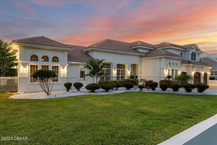 Property Photo: 1786 John Anderson Drive FL 32176