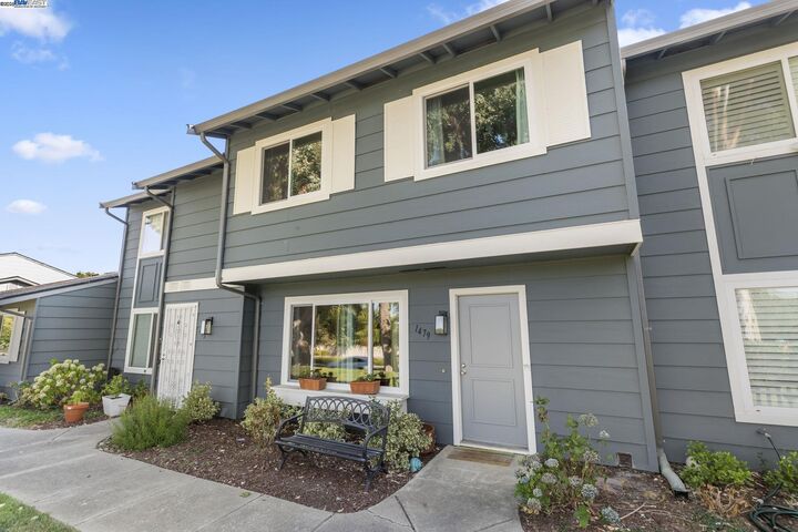 Property Photo:  1479 Spring Valley Cmn  CA 94551 
