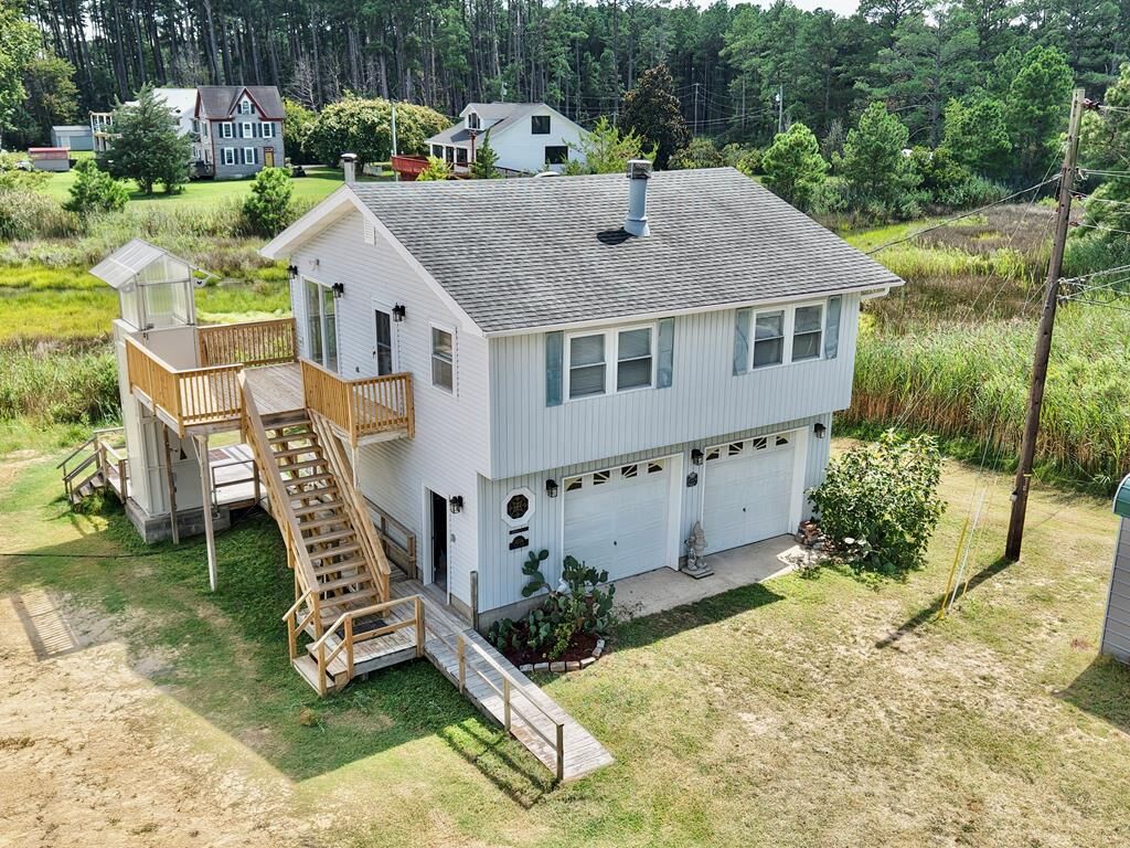 Property Photo:  20224 Allen Ln  VA 23417 