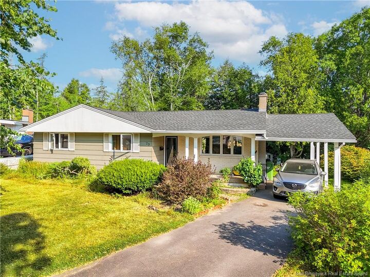 Photo de la propriété:  25 Simcoe Court  NB E3B 2W9 
