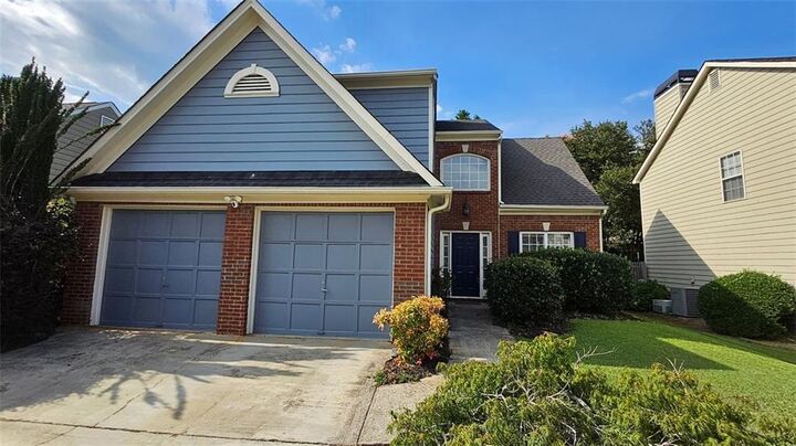 13030 Crabapple Lake Drive  Roswell GA 30076 photo