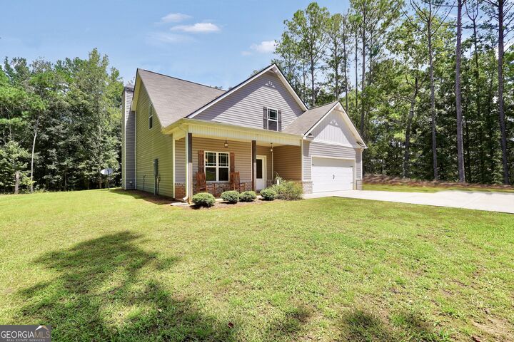 Property Photo: 1009 Bush Road GA 30204