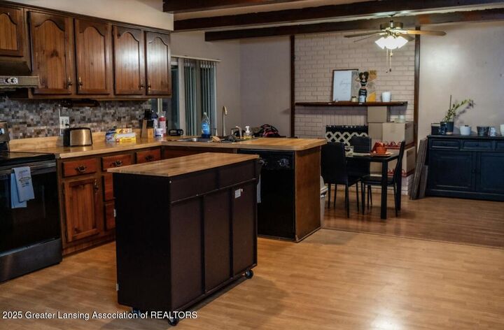 Property Photo: 3523 Lucie Street MI 48911