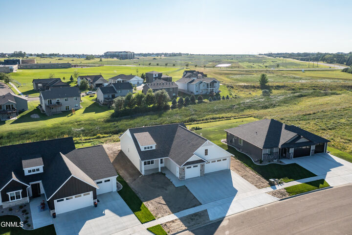 322 Flint Drive  Bismarck ND 58503 photo