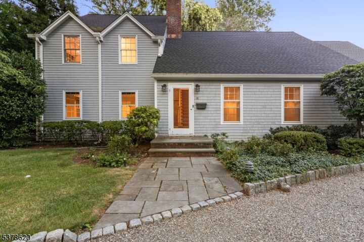 18 S Beechcroft Rd  Millburn Twp. NJ 07078 photo