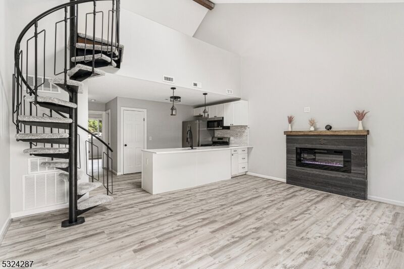 Property Photo: 6 Steamboat Dr 2 NJ 07462