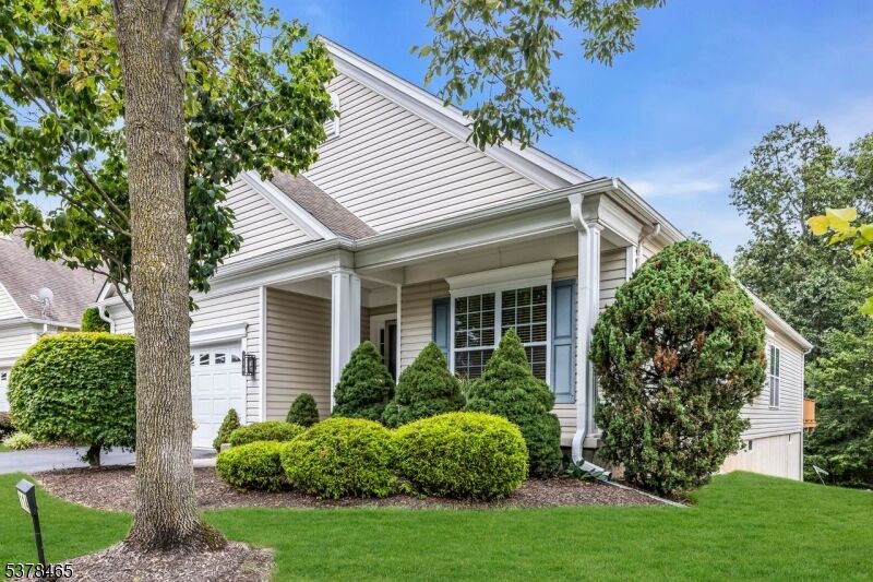 Property Photo:  114 Stone Manor Dr  NJ 08873 