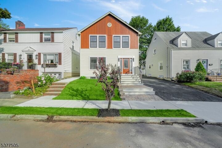 Property Photo:  24 Overlook Ter  NJ 07040 