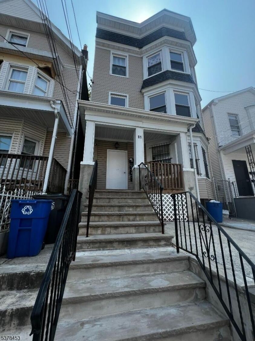 Property Photo: 81 2nd St NJ 07107