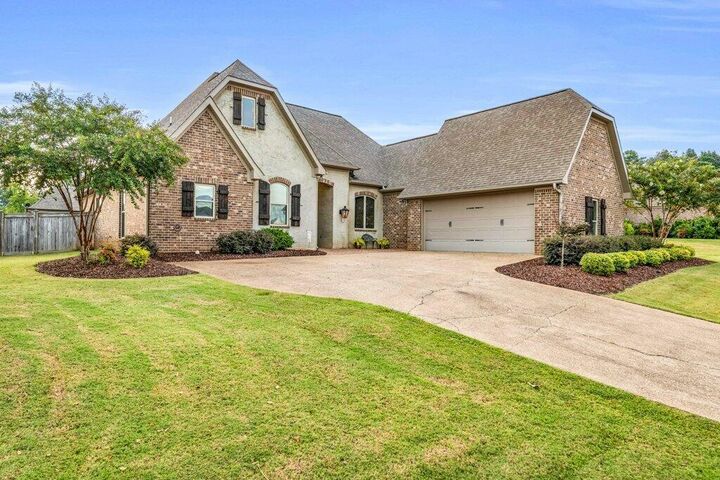 Property Photo:  203 Royal Troon Rd  MS 39759 