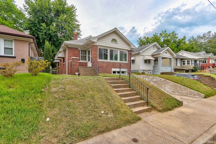3009 W Franklin Street  Evansville IN 47712 photo