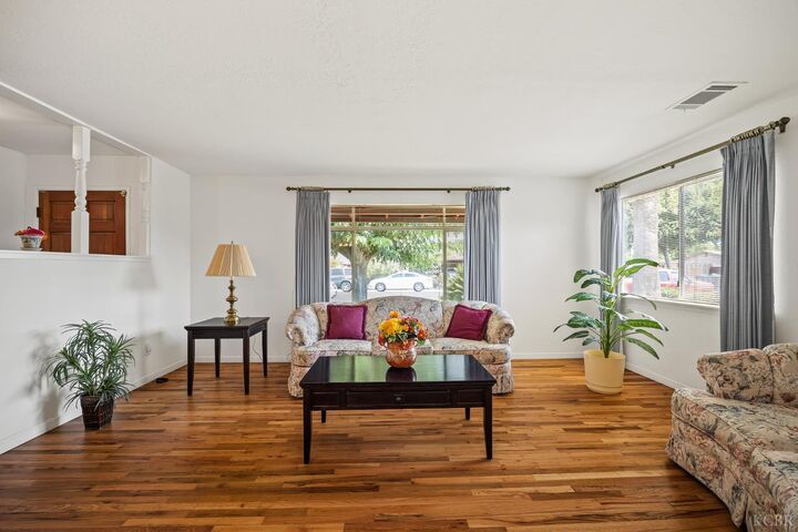 Property Photo:  1025 W Dove Drive  CA 93291 
