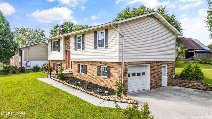 Property Photo: 106 Stowers Drive TN 37721