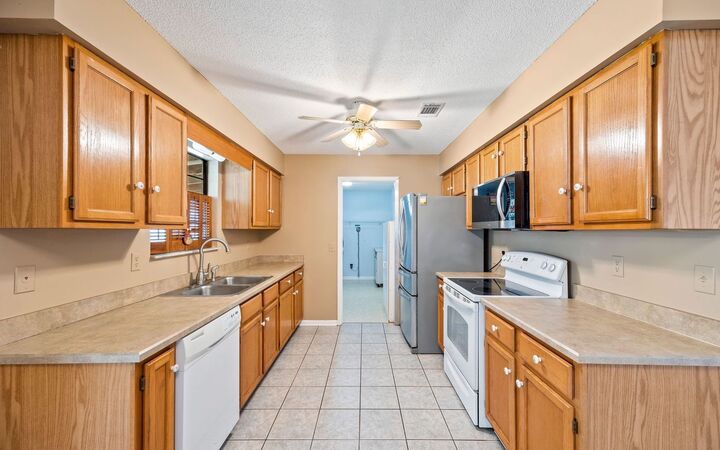 Property Photo:
