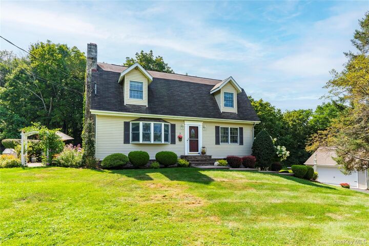 Property Photo:  67 Jennifer Hill Road  NY 12540 