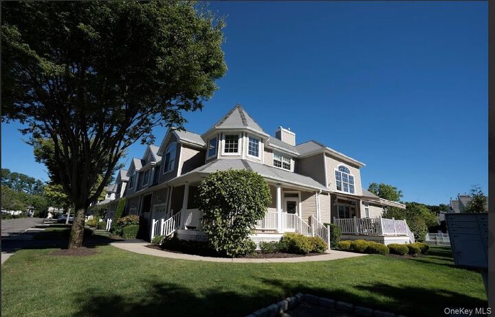 131 Emilys Way  East Setauket NY 11733 photo