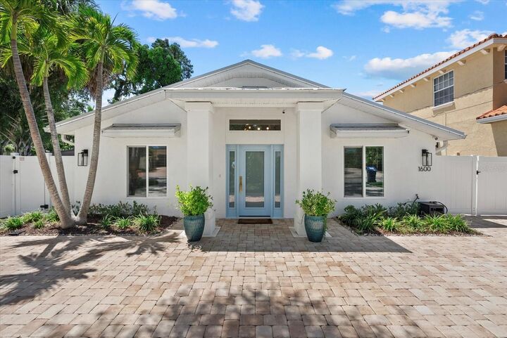 1600 Kenilworth Street  Sarasota FL 34231 photo