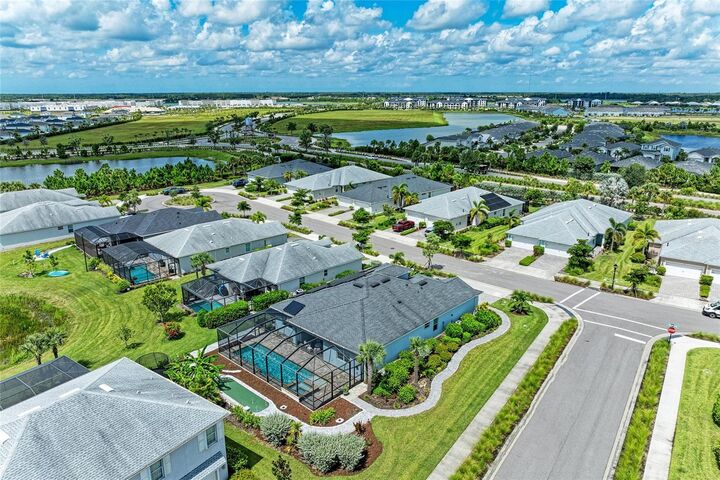 Property Photo:  17541 Wayside Bend  FL 33982 