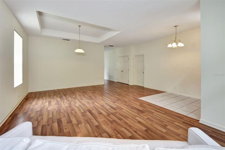 Property Photo:  105 Ridgeway Boulevard  FL 32724 
