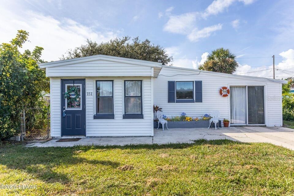 Property Photo:  151 Holland Road  FL 32176 