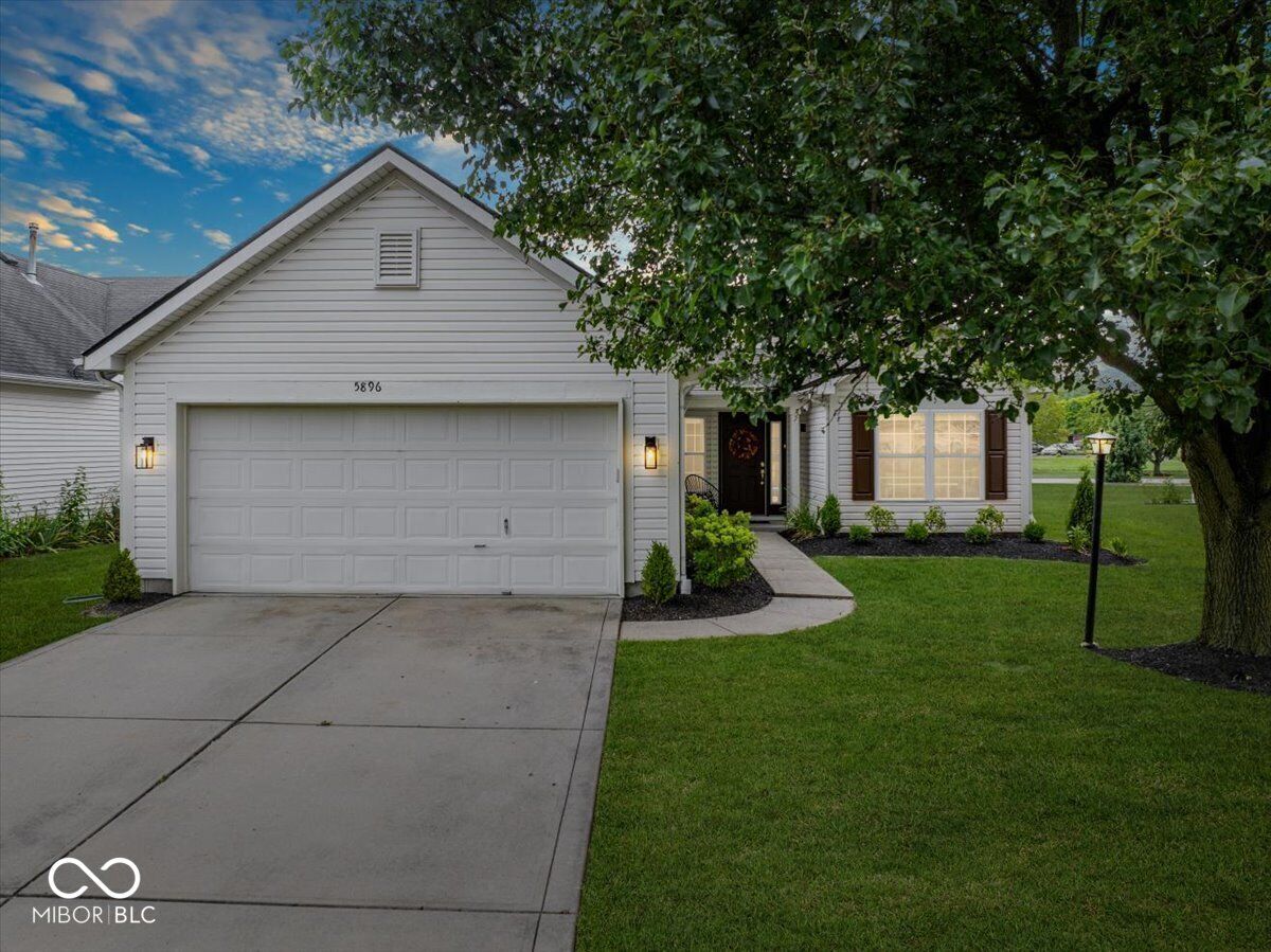 Property Photo:  5896 Hollow Oak Trail  IN 46033 