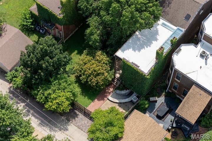Property Photo:  913 Morrison Avenue  MO 63104 