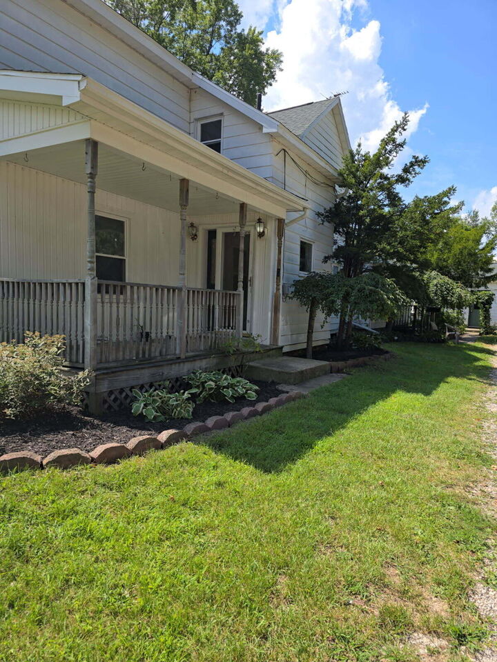 409 Evans Street  Jonesville MI 49250 photo