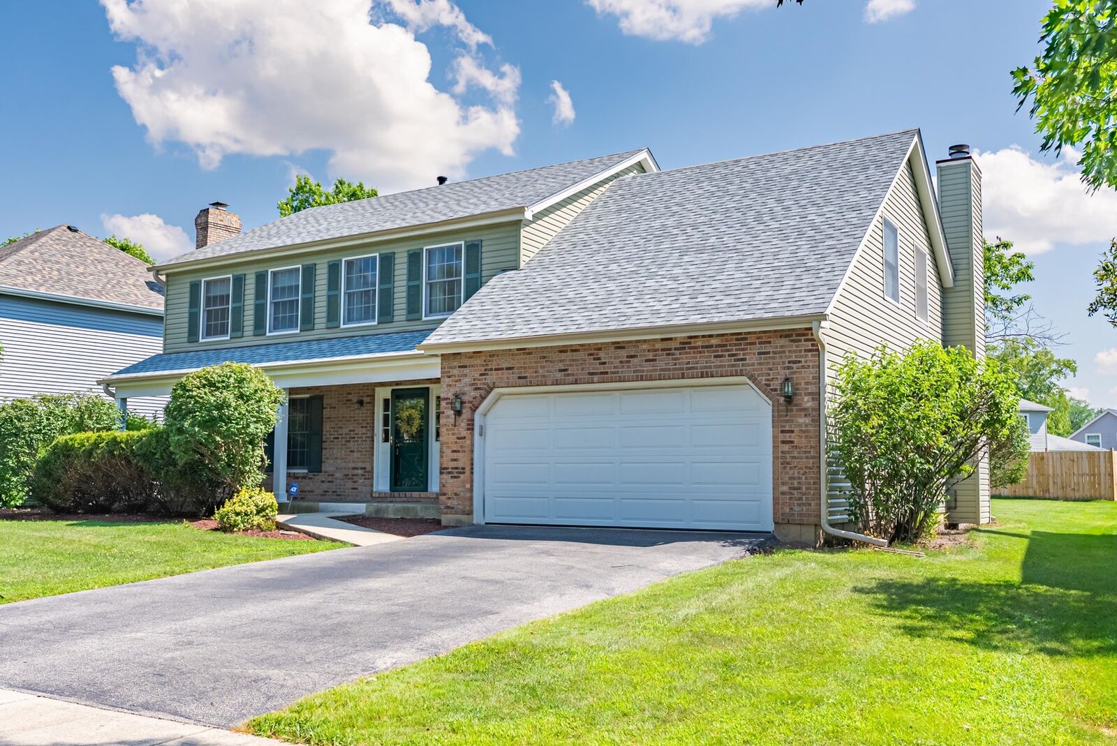 Property Photo:  75 Briarcliff Road  IL 60538 