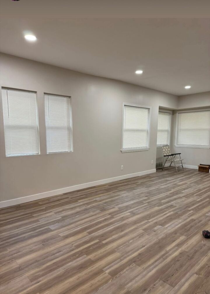 Property Photo:  104 Seeser Street  IL 60436 